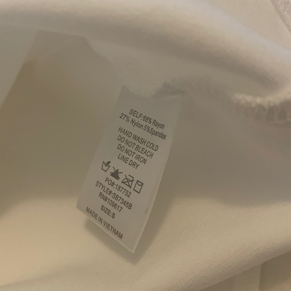 WHITE BASIC BODYSUIT - Picture 2 of 6